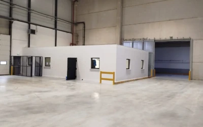 Création de bureaux dans un entrepôt